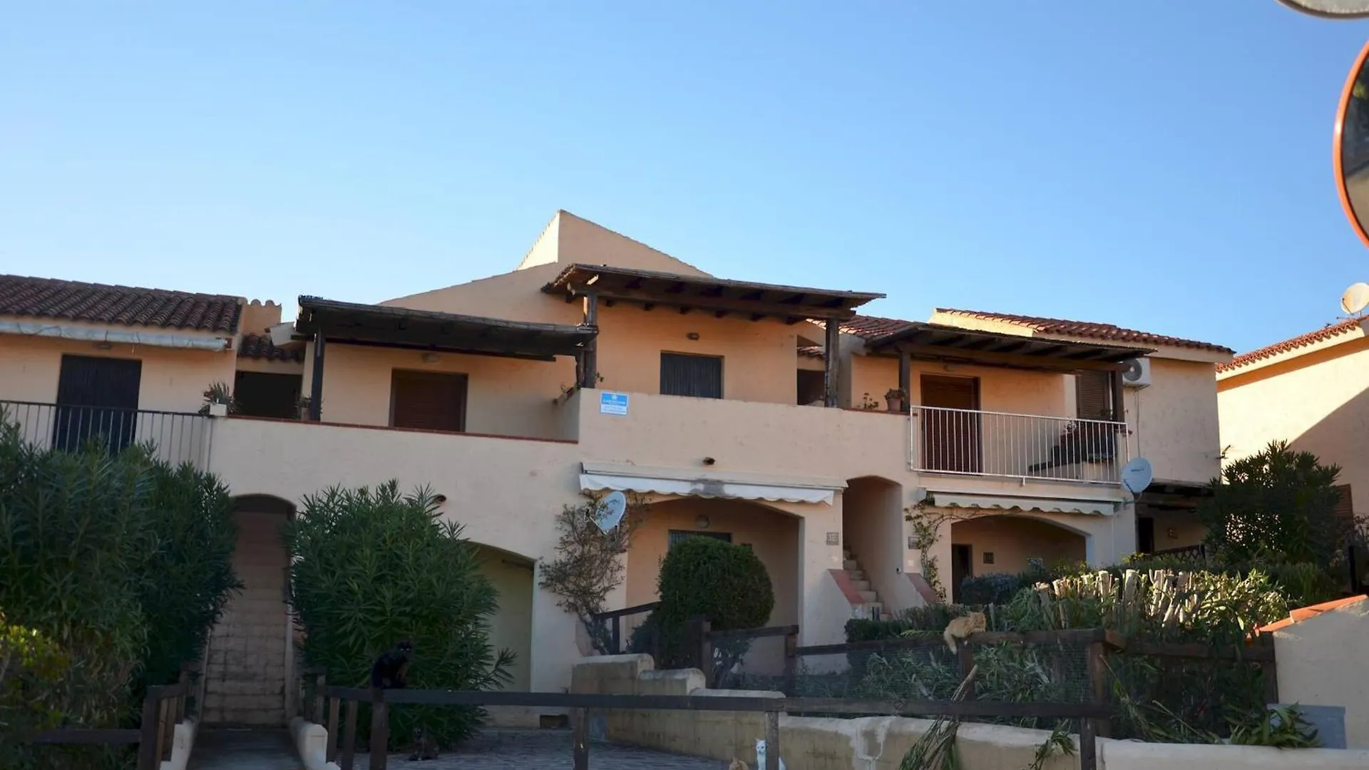 Delizioso Bilocale Con Stupenda Vista Mare Fpo-Mar01 Appartement Budoni